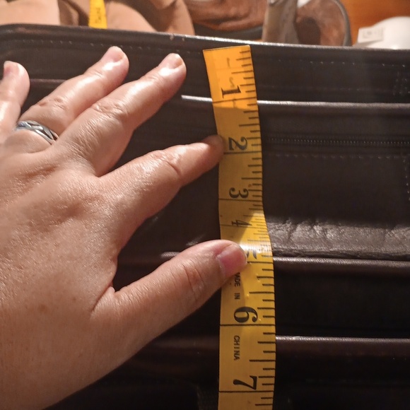 Wilsons Brown Leather Briefcase - Picture 13 of 17